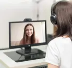Logitech C270 HD Webcam With 720p/30fps Widescreen Video Calls, Noise-Reducing Mic,  Auto-Light Correction, Universal Clip, USB-A Connectivity – for Windows, macOS, ChromeOS & Nintendo Switch - Image 4