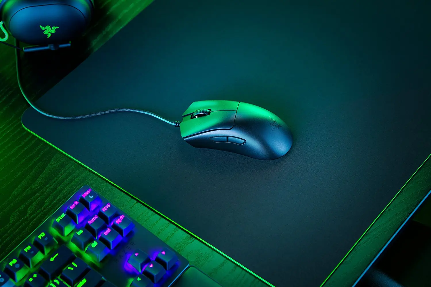 RAZER DEATHADDER V3 WIRED BLACK MOUSE - Image 1