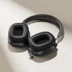 ACEFAST H13 Black Wireless Headset with Bluetooth 6.0, 40mm Hi-Fi Drivers, Bass Boost, Low-Latency Game Mode, TF Card Playback, 60-Hour Battery and USB-C Charging - Image 4